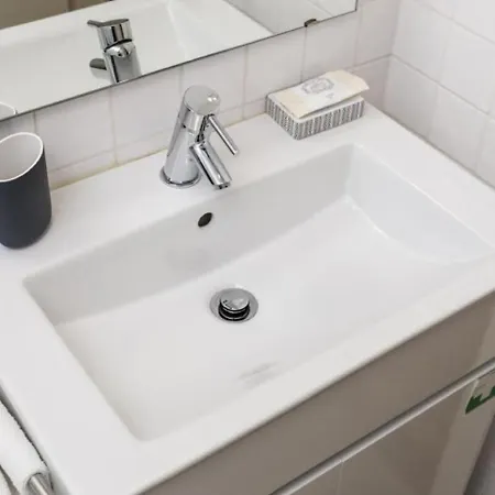 Cute 1-bedroom Next To Douro River Apartment *